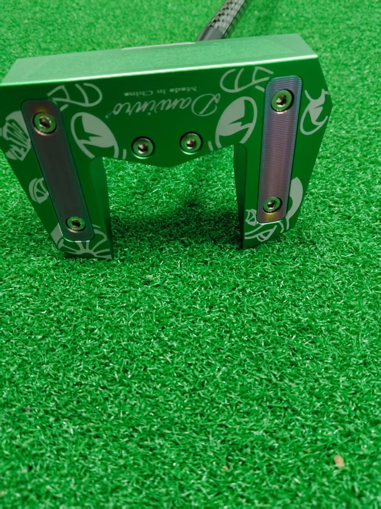 Source Golf Factory, excellent quality, customizable and printable, we are your trusted golf ODM/OEM supplier.