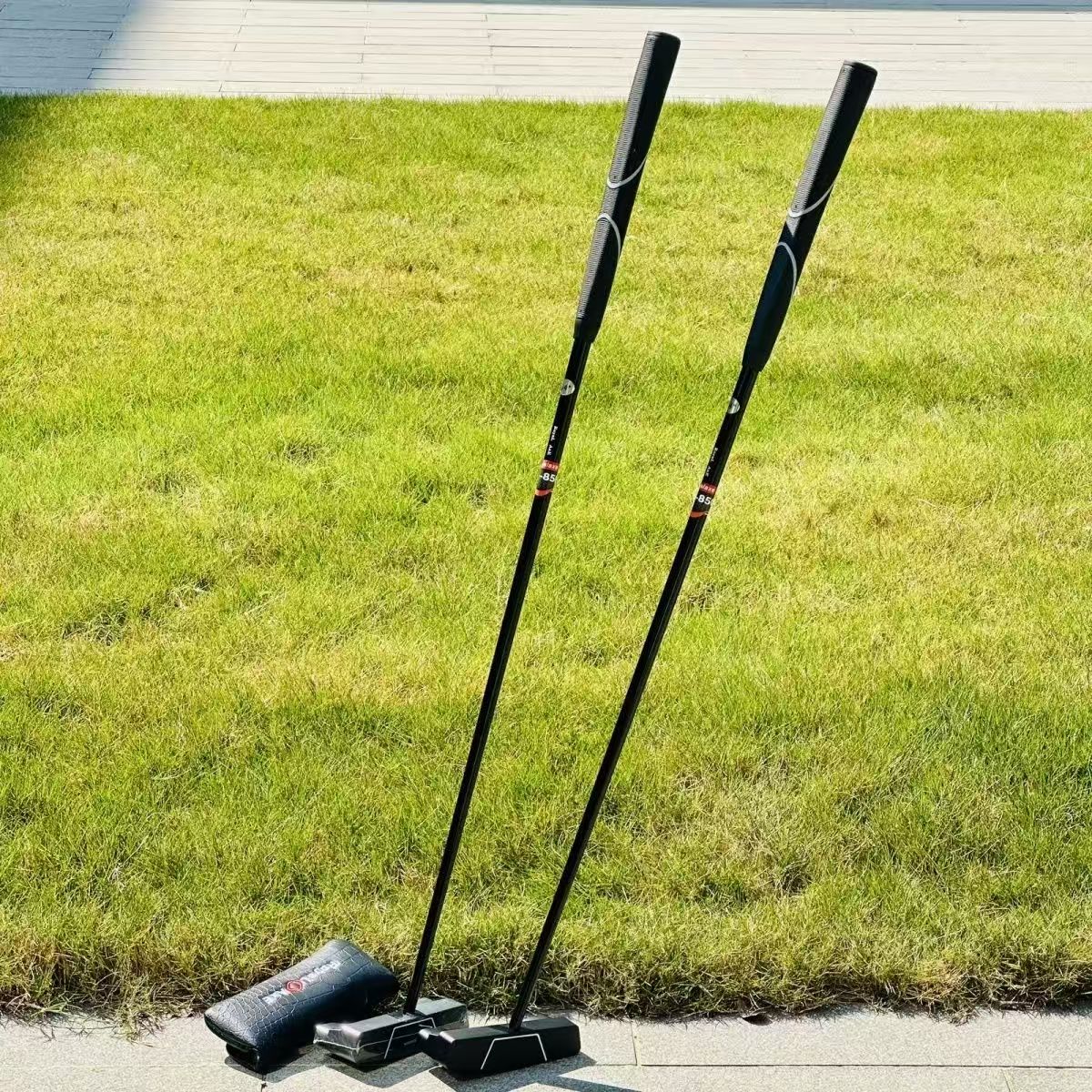 Self Balancing Putter Counterbalanced Putter Face Balanced Putter that stands up by itself, Benefits of counterbalanced putter