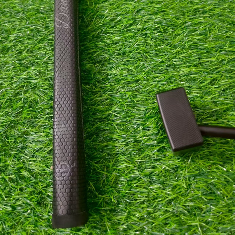 The small semi-circular golf push rod PUTTER features a portable, slip resistant, and lightweight design, allowing for high-precision bi-directional tapping into the hole